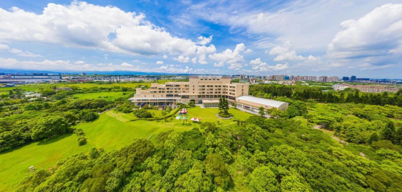 South Garden Hotels And Resorts Таоюань Экстерьер фото