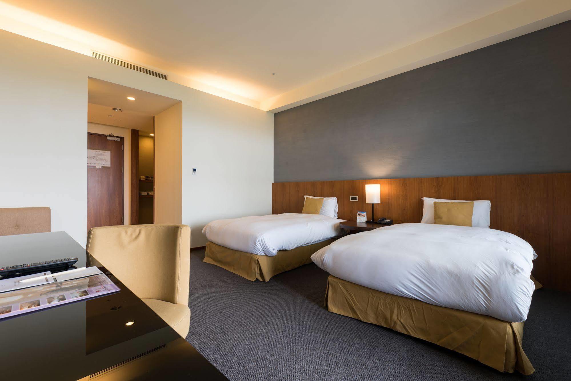 South Garden Hotels And Resorts Таоюань Экстерьер фото